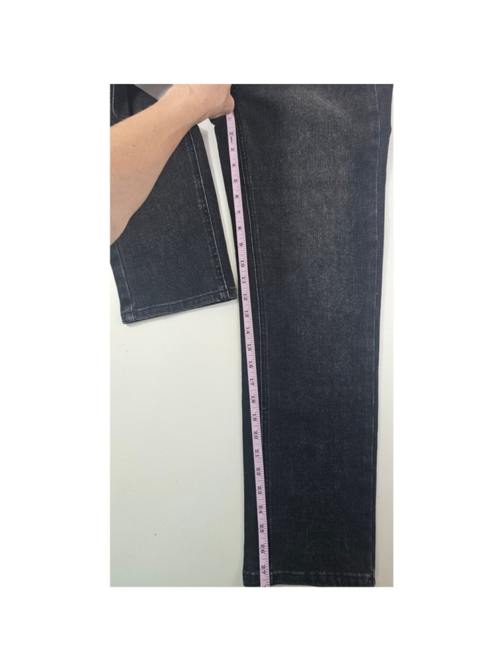 OAT NY black grunge sz 6 / 28 straight leg high rise 90s black wash jeans EUC - Picture 5 of 8
